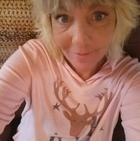 Meet your Posher, Lori - Picture 1 of 1